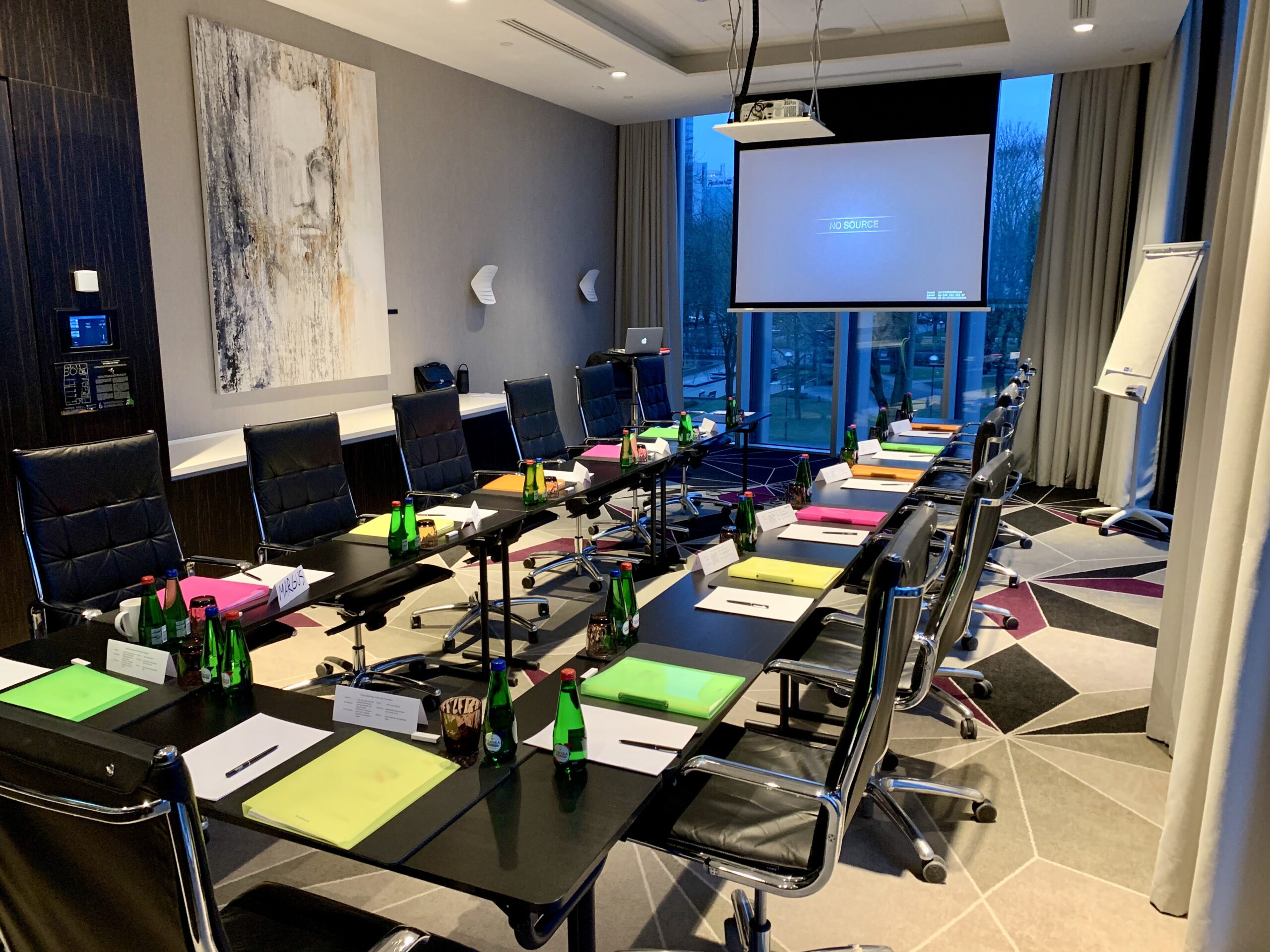 Kuidas ehitada treening üles selliselt, et see oleks osalejatele huvitav, siduv, hariv ning meeldejääv? Kasutame selleks meetodit nimega 4MAT. Mis see on? Kuidas ehitada treening üles selliselt, et see oleks osalejatele huvitav, siduv, hariv ning meeldejääv? Kasutame selleks meetodit nimega 4MAT. Mis see on?